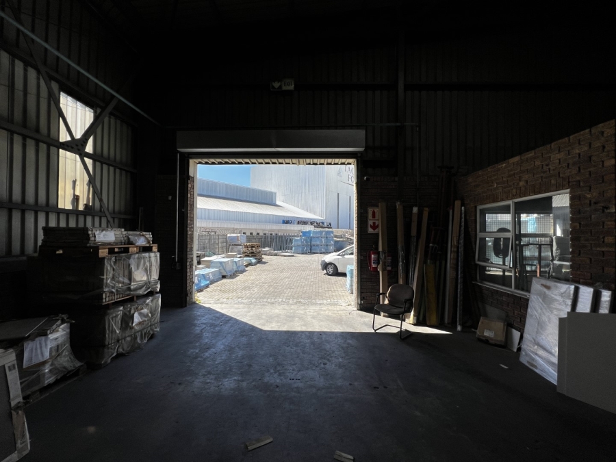 Commercial Property for Sale in Airport Industria Western Cape